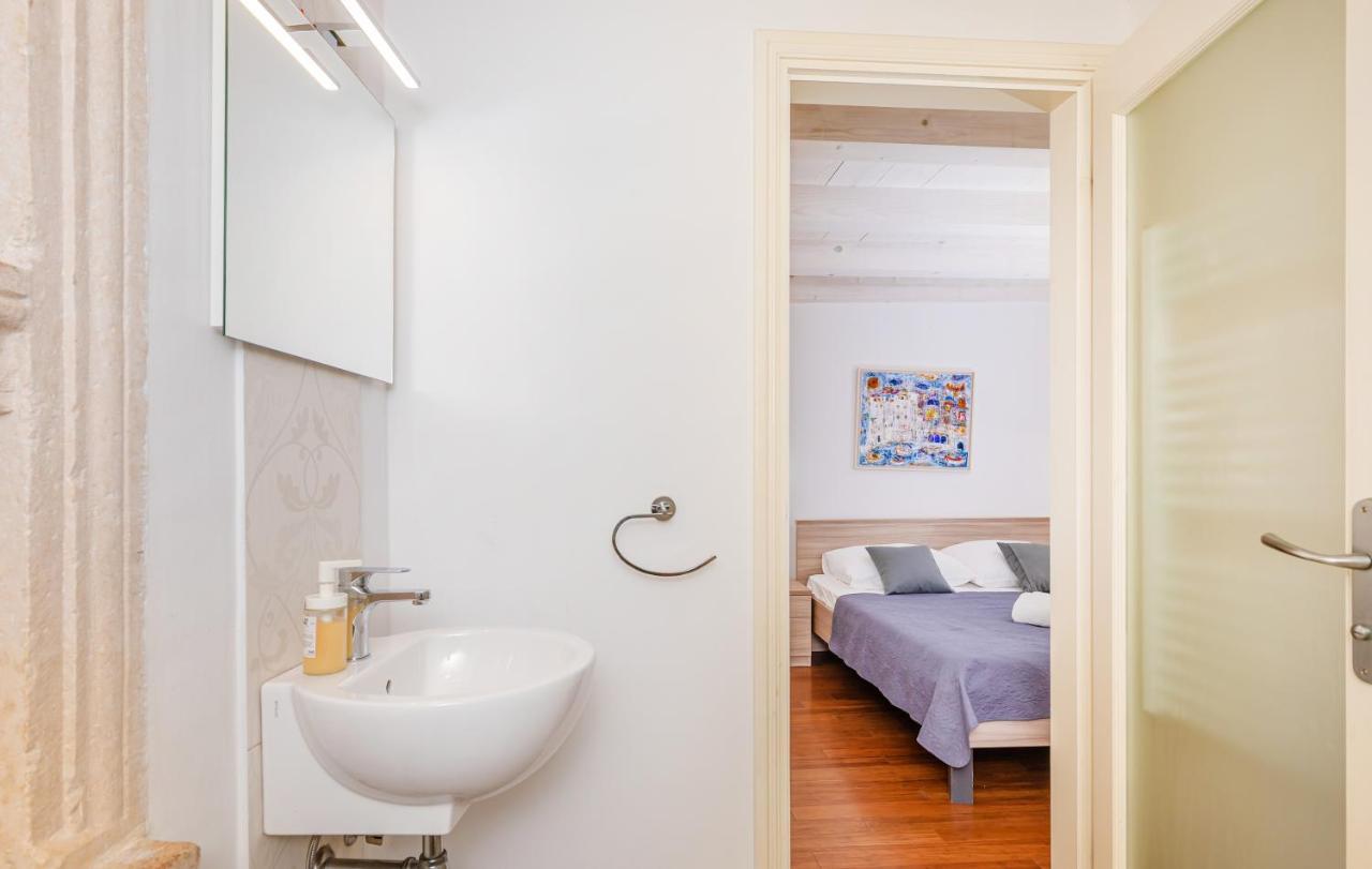 Rafael Rooms & Apartments Old Town By Duhomes دوبروفينك المظهر الخارجي الصورة